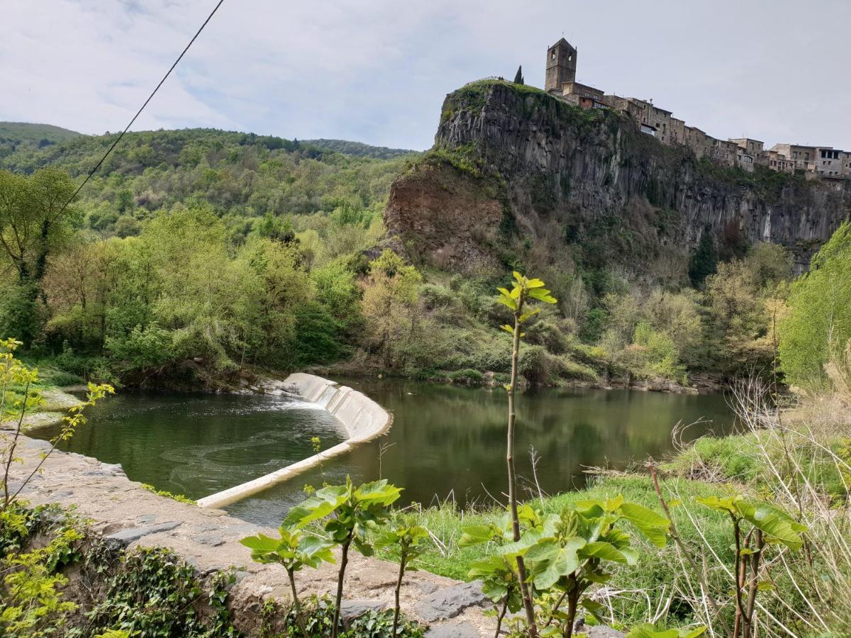 Ca La Rita Apartman Castellfollit de la Roca Kültér fotó